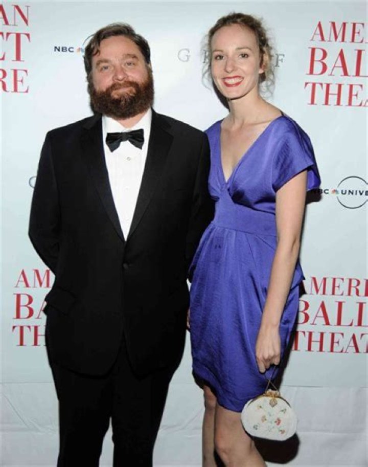 A Glimpse Into Quinn Lundberg’s Life As The Wife of Zach Galifianakis