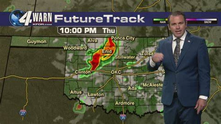 Aaron Brackett (KFOR Meteorologist) Bio, Wiki, Age, Wife, Kids, Family, Career, Net Worth