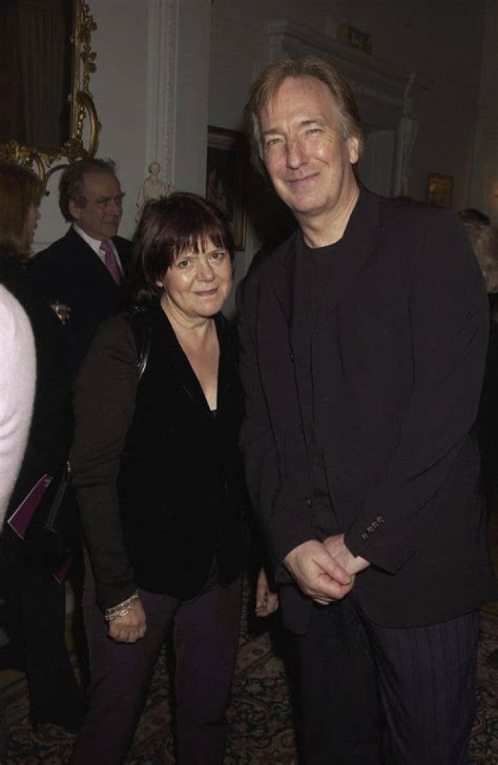Alan Rickman: Wife, net worth, tattoos, smoking & body facts