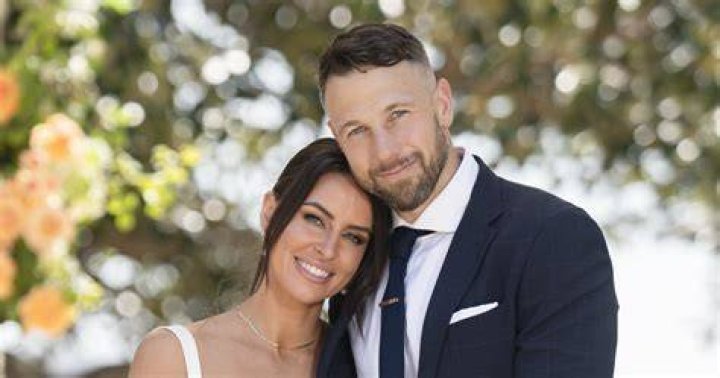Amber Bowles (MAFS) Age, Wiki, Height, Family, Married, Net Worth, Bio