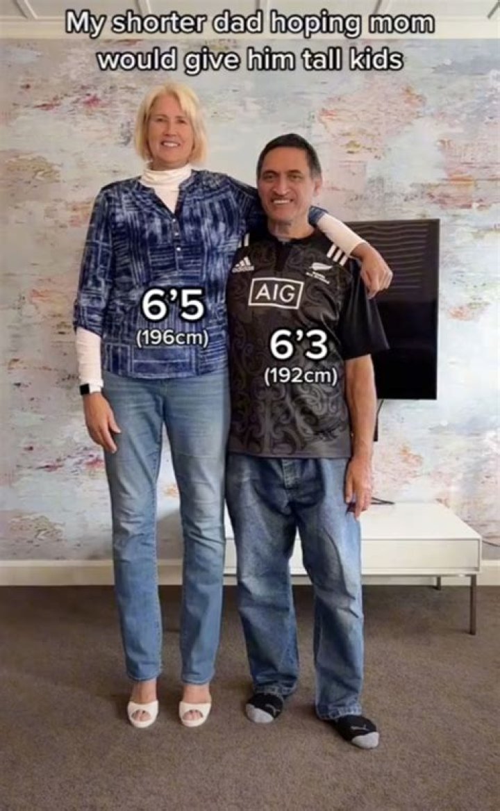 Avery Cyrus TikTok Age, How Old/Tall is Avery From TikTok? Height Instagram