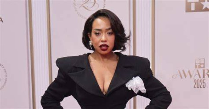 B. Simone’s net worth, fact, career, awards, biography & life story