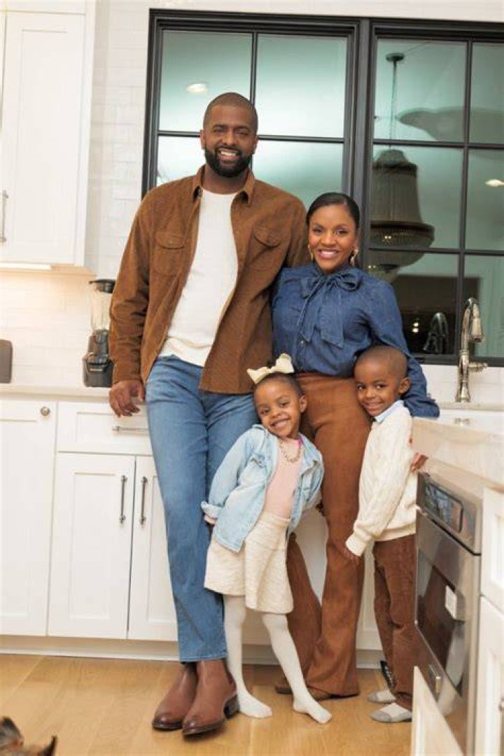 Bakari Sellers Wiki, Age, Wife, Children, Net Worth, Height, Podcast, CNN, Family, Twitter, Salary, Instagram, Parents