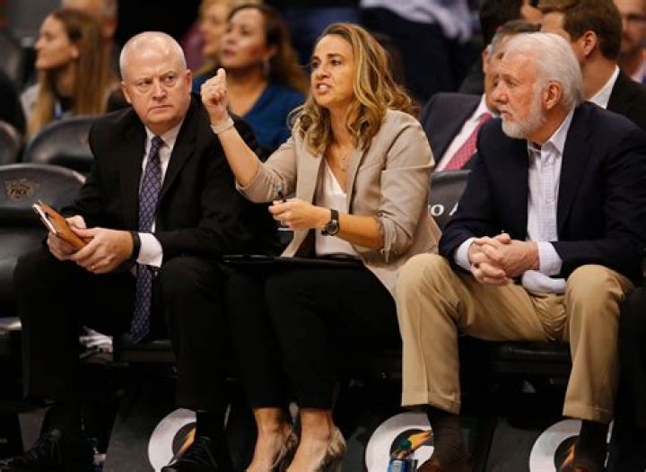 Becky Hammon Teams Coached, Young, Sons, Parents, Height, Jersey