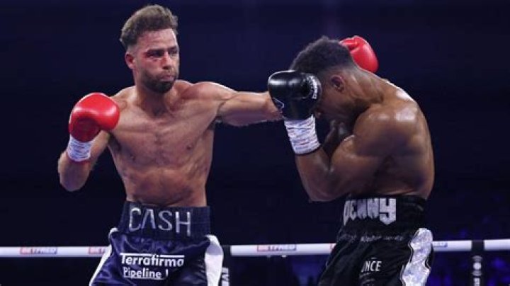 Boxing: Is Felix Cash A Gypsy? Everything On His Parents And Family Lifestyle