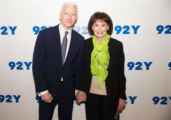 Broadcaster: Is Anderson Cooper Jewish? Wife Or Partner -Everything To Know