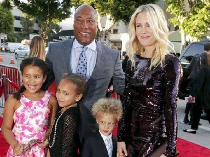 Byron Allen Family: Married To His Wife Jennifer Lucas, Kids And Net Worth