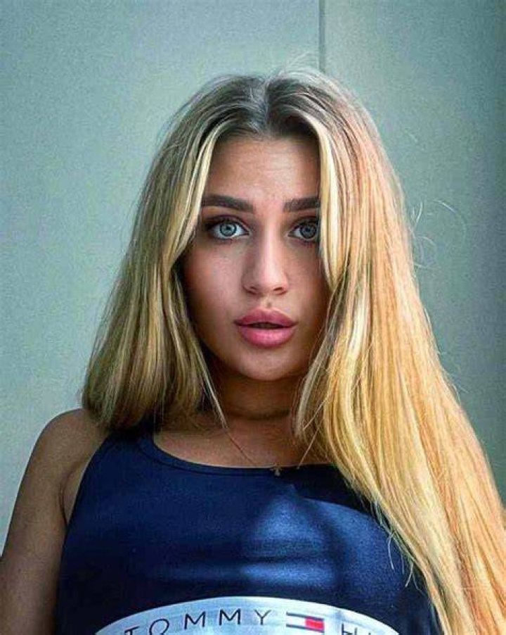 Carmie Sellitto Height, Weight, Net Worth, Age, Birthday, Wikipedia, Who, Nationality, Biography
