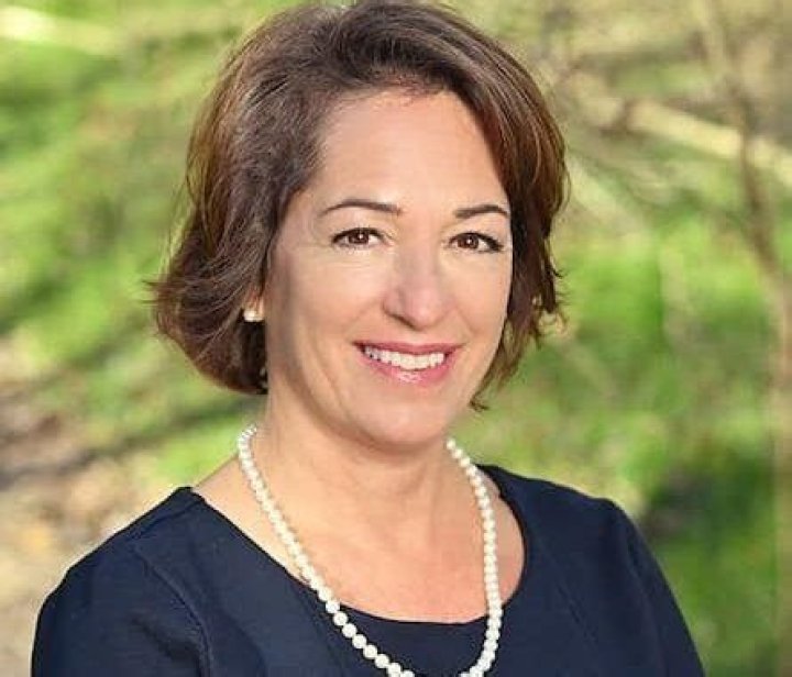 Carol Leonnig Bio, Age, Family, Husband, Net Worth, Salary