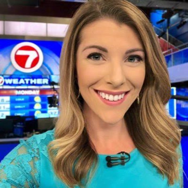 Caroline Goggin [7News] Biography , Age, Salary, Husband, Instagram
