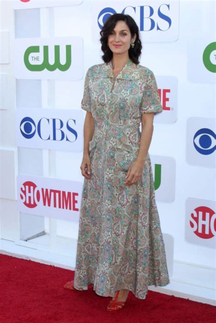 Carrie-Anne Moss Net Worth, Income, Salary, Earnings, Biography