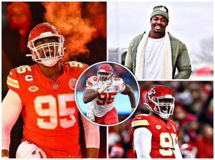 Chris Jones Net Worth: Houses & Earnings
