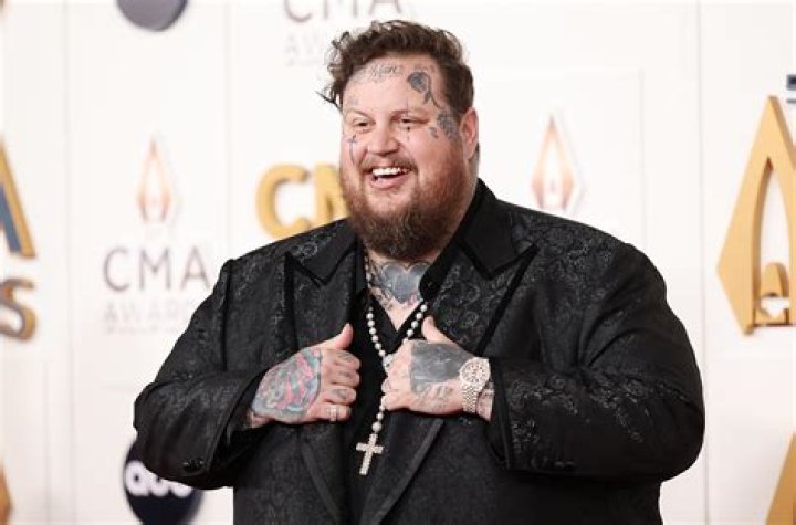 Country Singer With Tattoos On His Face Is Jelly Roll
