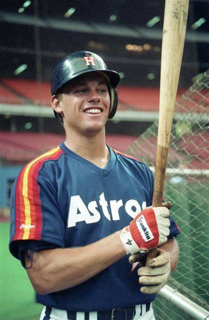Craig Biggio’s net worth, biography, fact, career, awards and life story
