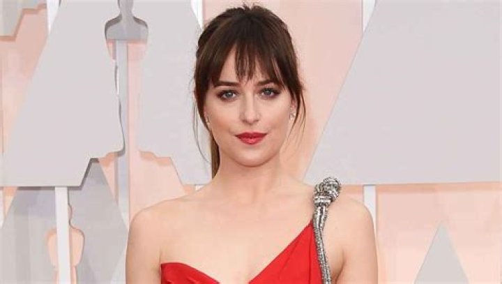Dakota Johnson Age, Wiki, Biography, Height, Weight, Dating, Net Worth