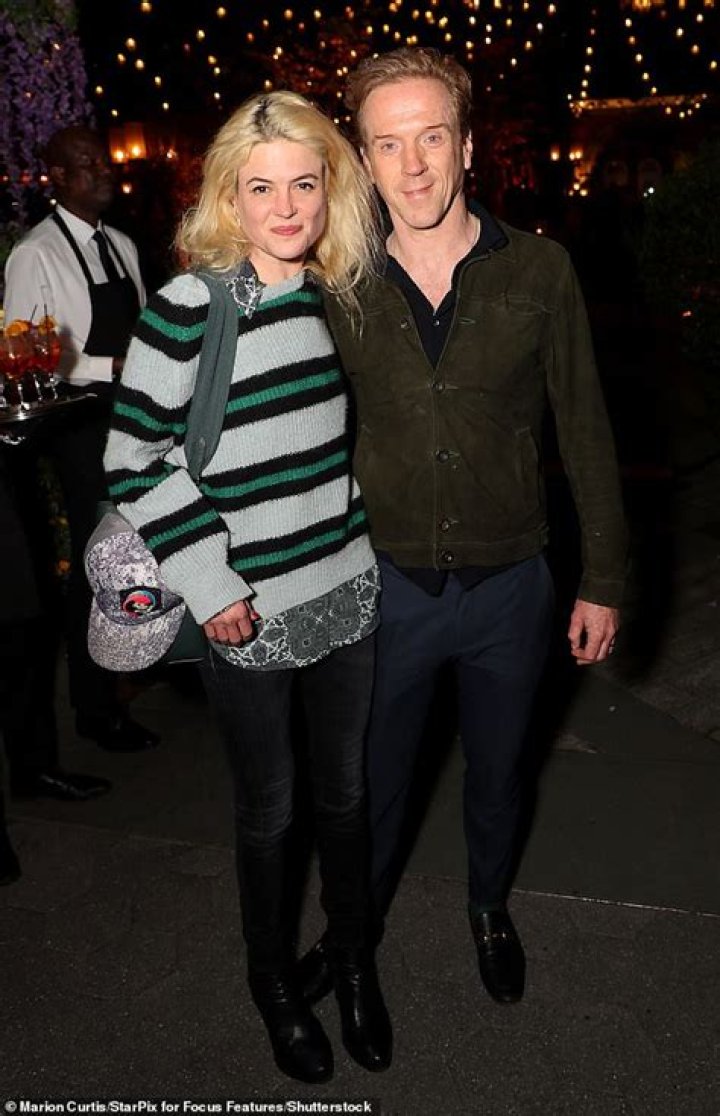 Damian Lewis New Girlfriend Alison Mosshart: Relationship With Helen McCrory