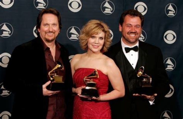 Dan Tyminski Bio, Wiki, Age, Height, Family, Wife, Children, Songs and Net Worth
