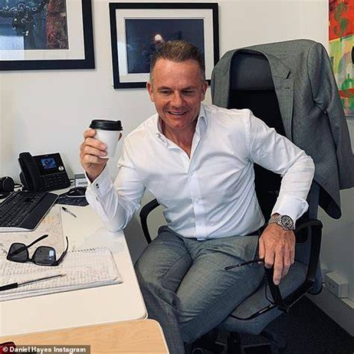 Daniel Hayes Real Estate Agent Net Worth & Earnings – How Much Does He Make?