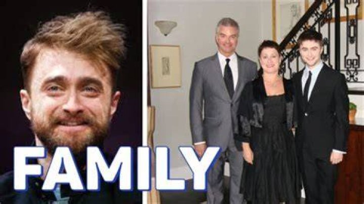 Daniel Radcliffe Bio, Wiki, Age, Height, Girlfriend, Kids, Family, Movies and Net Worth
