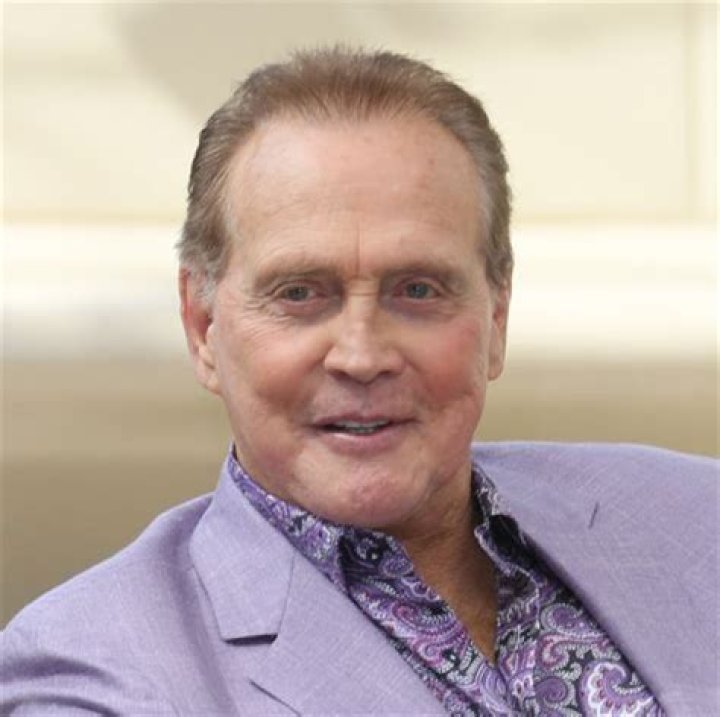 David Gruber Wife, Net Worth, Wikipedia, Age, How Old/Tall/Much Now