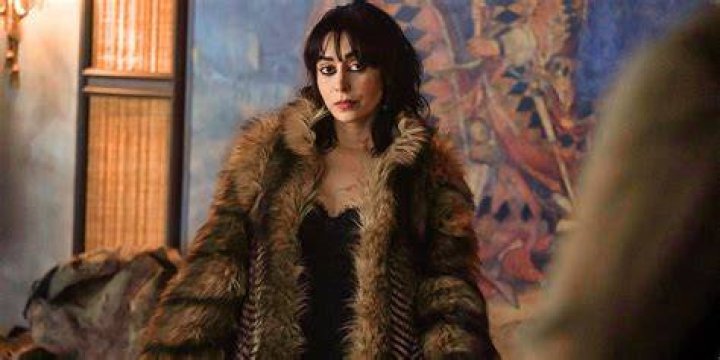 Death to Cast: What Is Wrong With Cristin Milioti Teeth? Her Family Details To Follow Up!