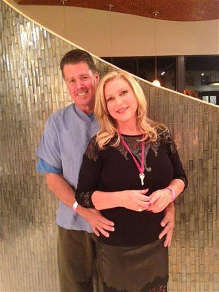 Debra Newell (Dirty John) Wiki, Bio, Husband, Age, Height, Weight, Net Worth, Facts
