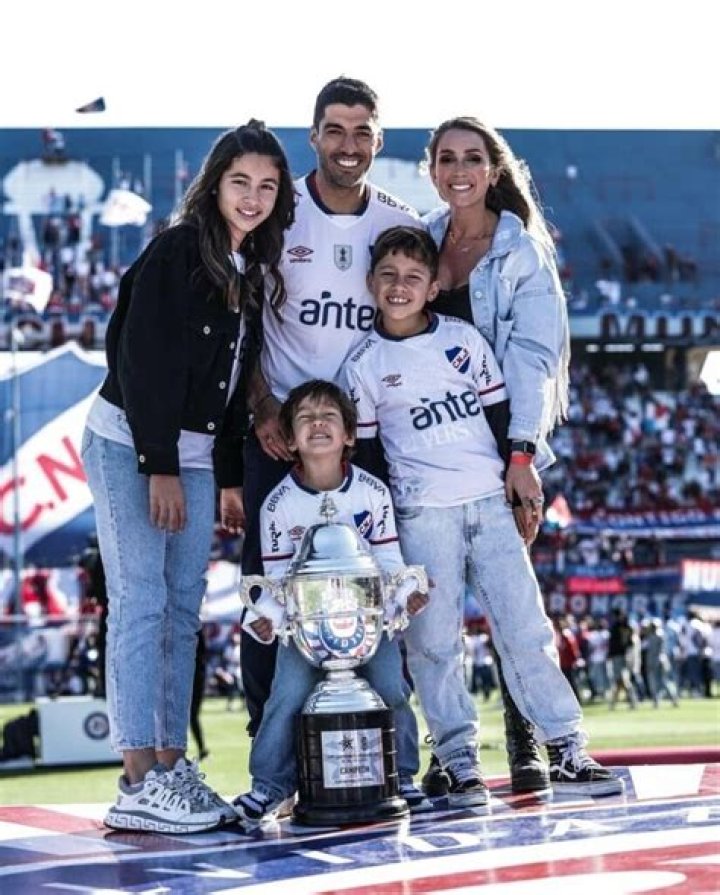 Delfina Suarez Bio, Wiki, Age, Family, Boyfriend, Parents and Net Worth