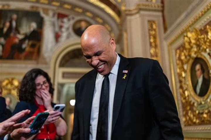 Did Cory Booker date Gayle King?