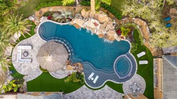 Disc Golf: Who Is Ron Russell? Wikipedia, Insane Pool Costs Go Viral
