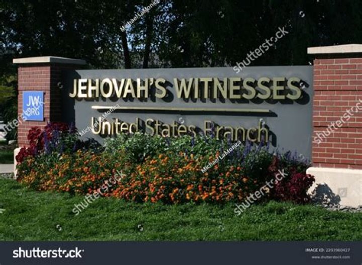 Do jehovah witnesses ride bikes