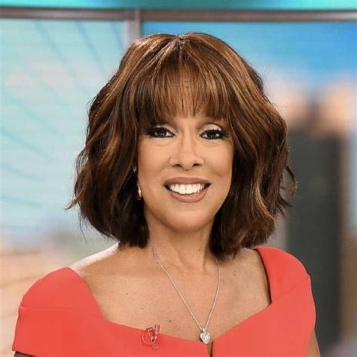 Does Gayle King Wear A Wig? Everything About Her Unique Hair Style And Color