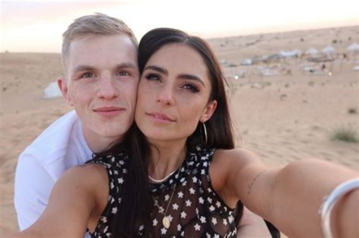 Does Layla Anna Lee Have A Child? Everything To Know About Ian Garry Girlfriend