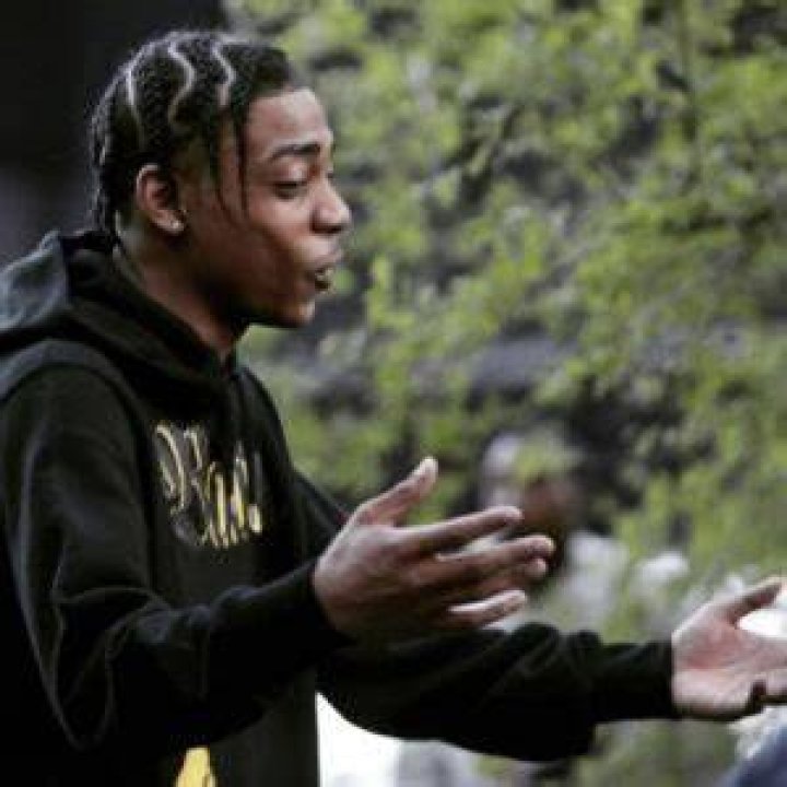 Dougie B Biography: Age, Girlfriend, Songs, Net Worth, Albums, Parents, Siblings, Pictures