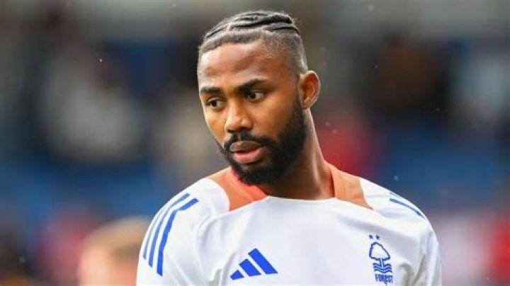 Emmanuel Dennis Biography: Age, Wife, Tribe, State Of Origin, Net Worth, Girlfriend, Parents, Salary, Height, Stats