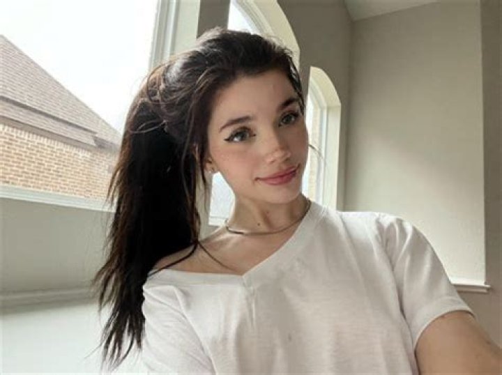Emmyuh Age And Real Name: Who is Emmyuh Twitch?