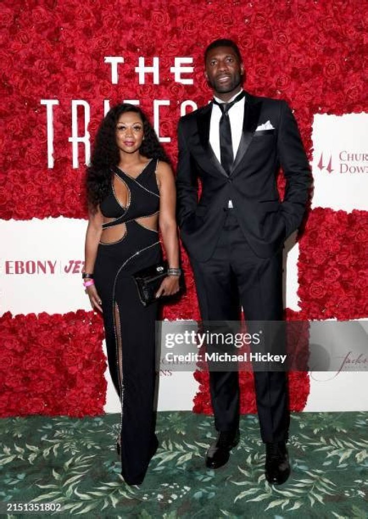 Festus Ezeli Girlfriend: Is Festus Ezeli in a relationship?
