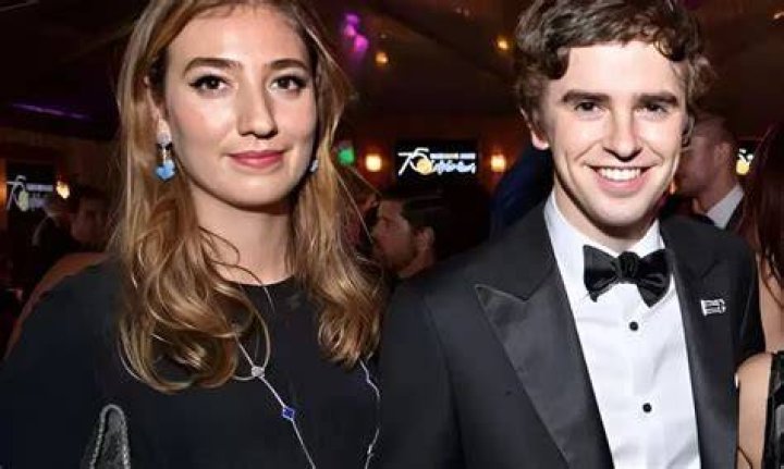 Freddie Highmore- Bio, Age, Height, Net Worth, Girlfriend, Dating