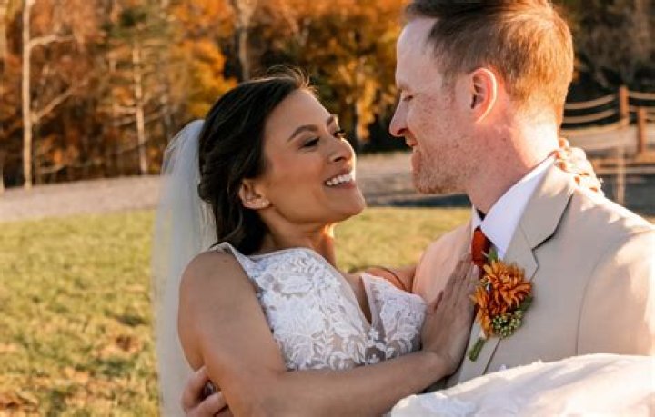 Garrett Haake Biography, Wife, Wedding, Political Party, Net worth