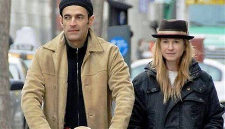 Gordon Macdonald Age: 10 Facts To Know About Holly Hunter’s Partner