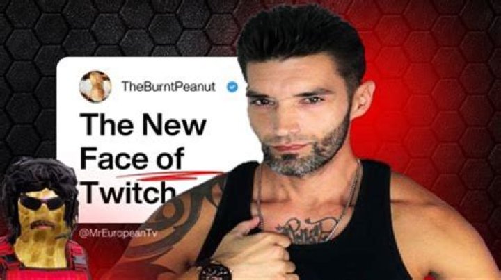 Has Waffwlwolf Done Face Reveal? What Does Twitch Star Look Like