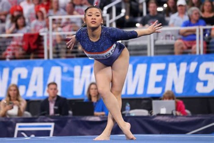 Height Weight: Suni Lee AKA Sunisa Lee Parents – Yeev Thoj, John Lee