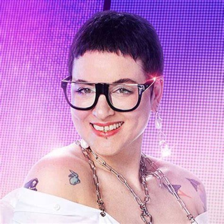 Hester Sunshine – Project Runway Age, Married, Net Worth, Wiki, Bio, Husband