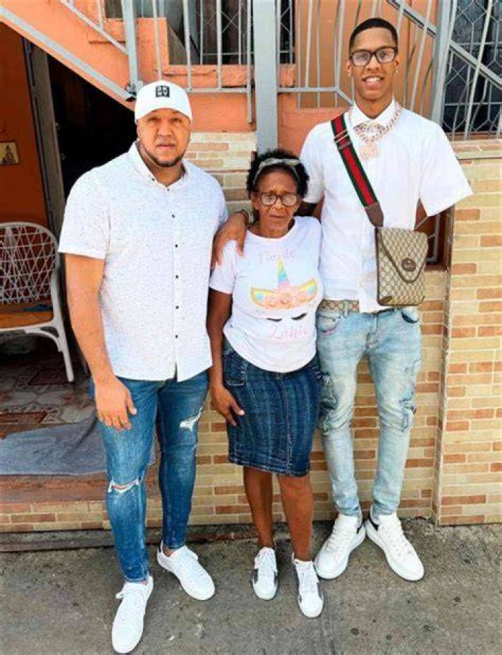 How Did Hansel Emmanuel Lose His Arm? Age Height And Parents