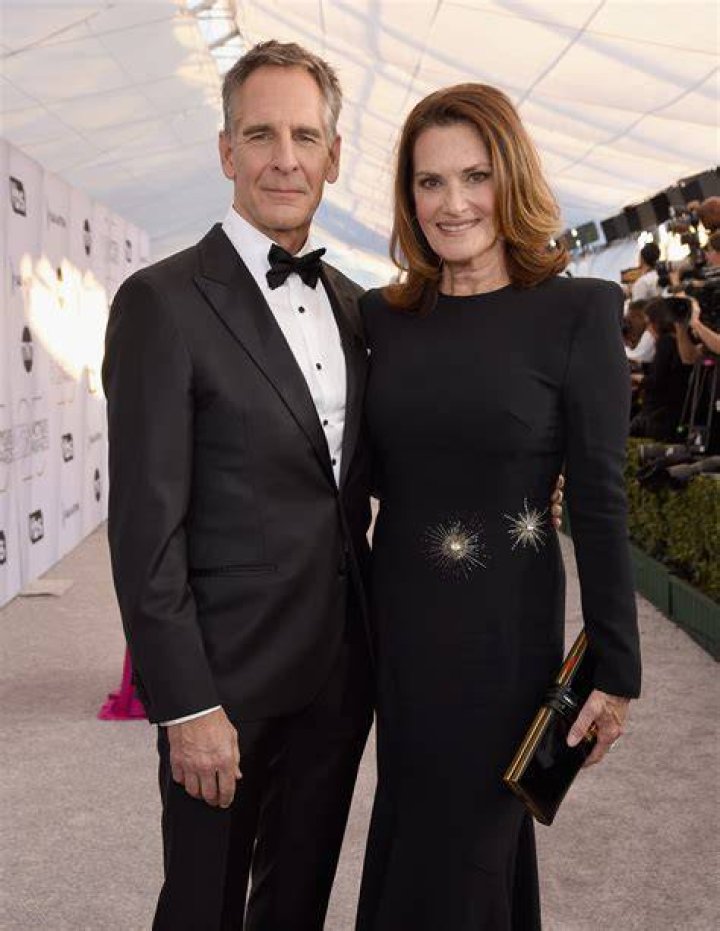 How long has Scott Bakula and Chelsea Field been together?