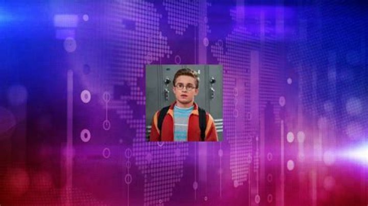 How Much Money Does Sean Giambrone Make? Latest Sean Giambrone Net Worth Income Salary