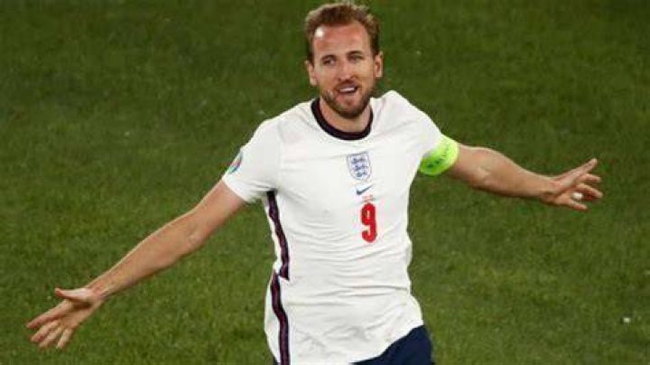 How Much Money Does Tommy Kane Make? Latest Tommy Kane Net Worth Income Salary