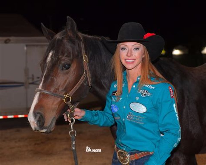 How Old Is Barrel Racer Emily Miller Age? Husband And Wikipedia Bio