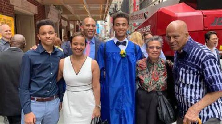 How Old Is Bull Cast Actor Ollie Robinson Age? Parents And Family Details