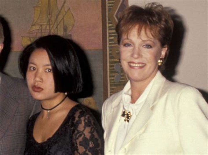 How Old Is Julie Harkness? Meet David A Arnold Wife And Daughters