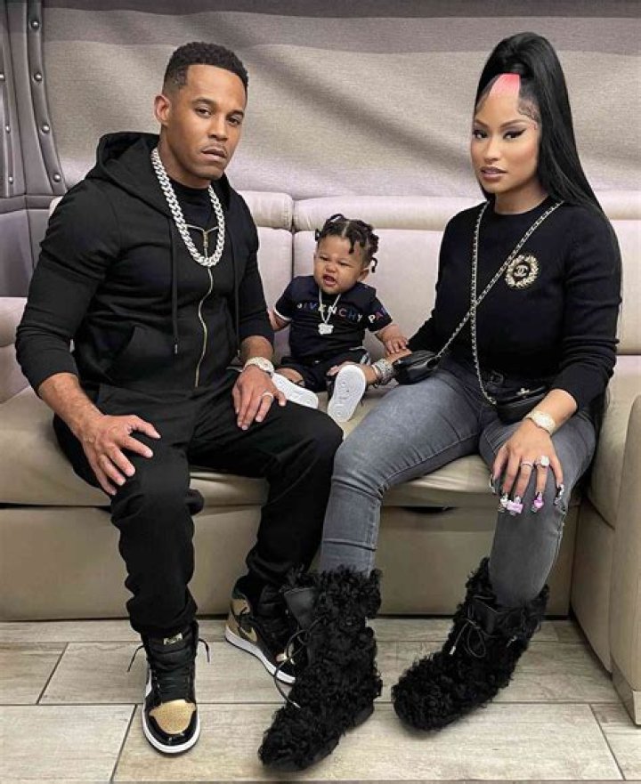 How Tall Is Bambi From Love And Hip Hop? Height Age and Birthday